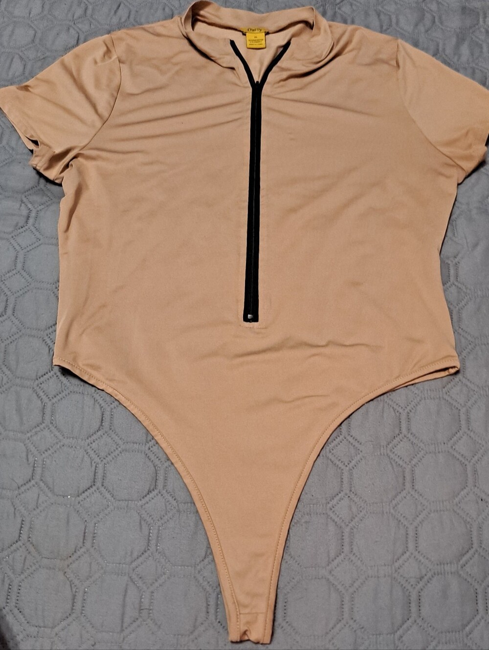 Daisy Womens  Tan Short Sleeve One-Piece with Front Zip 2X